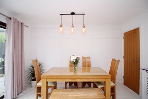 Kitchen/Diner- click for photo gallery